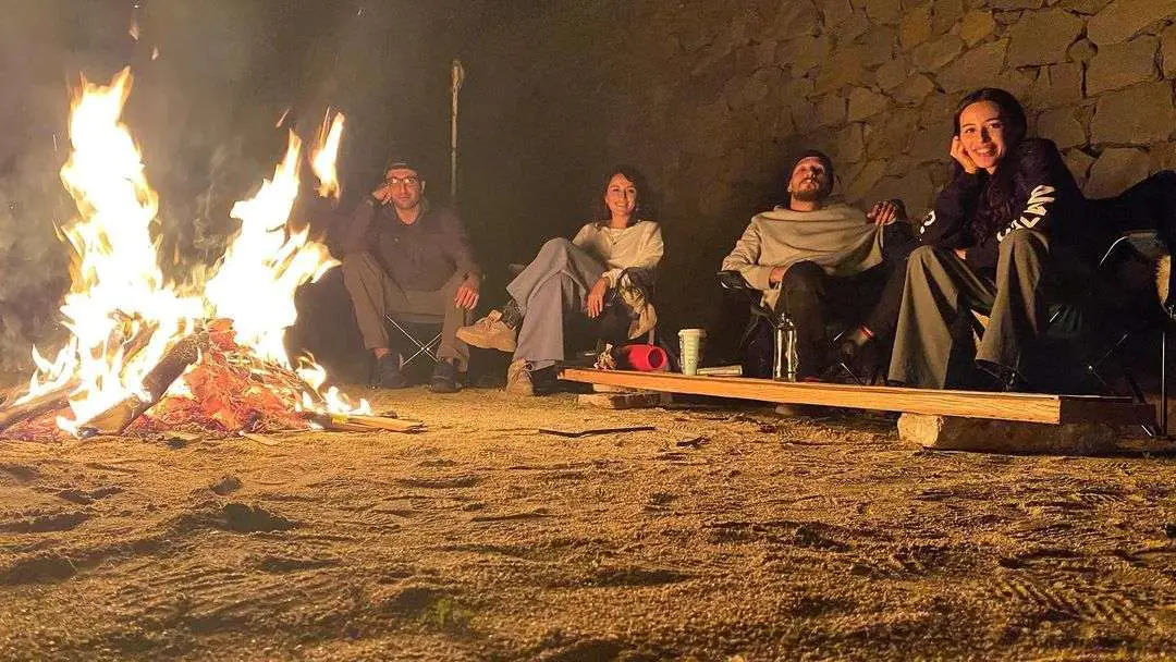 Uraz Kaygılaroğlu, setten bildirdi! İsmail Demirci ve Anıl Altan'ın karizması! 9