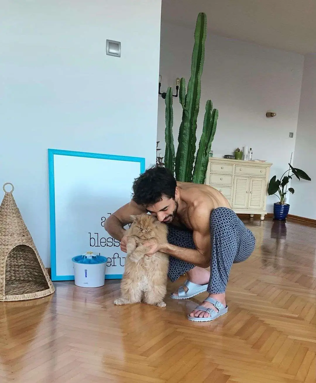 Nesrin Cavadzade, yarı çıplak Gökhan Alkan paylaşımı ile olay yaptı! 7
