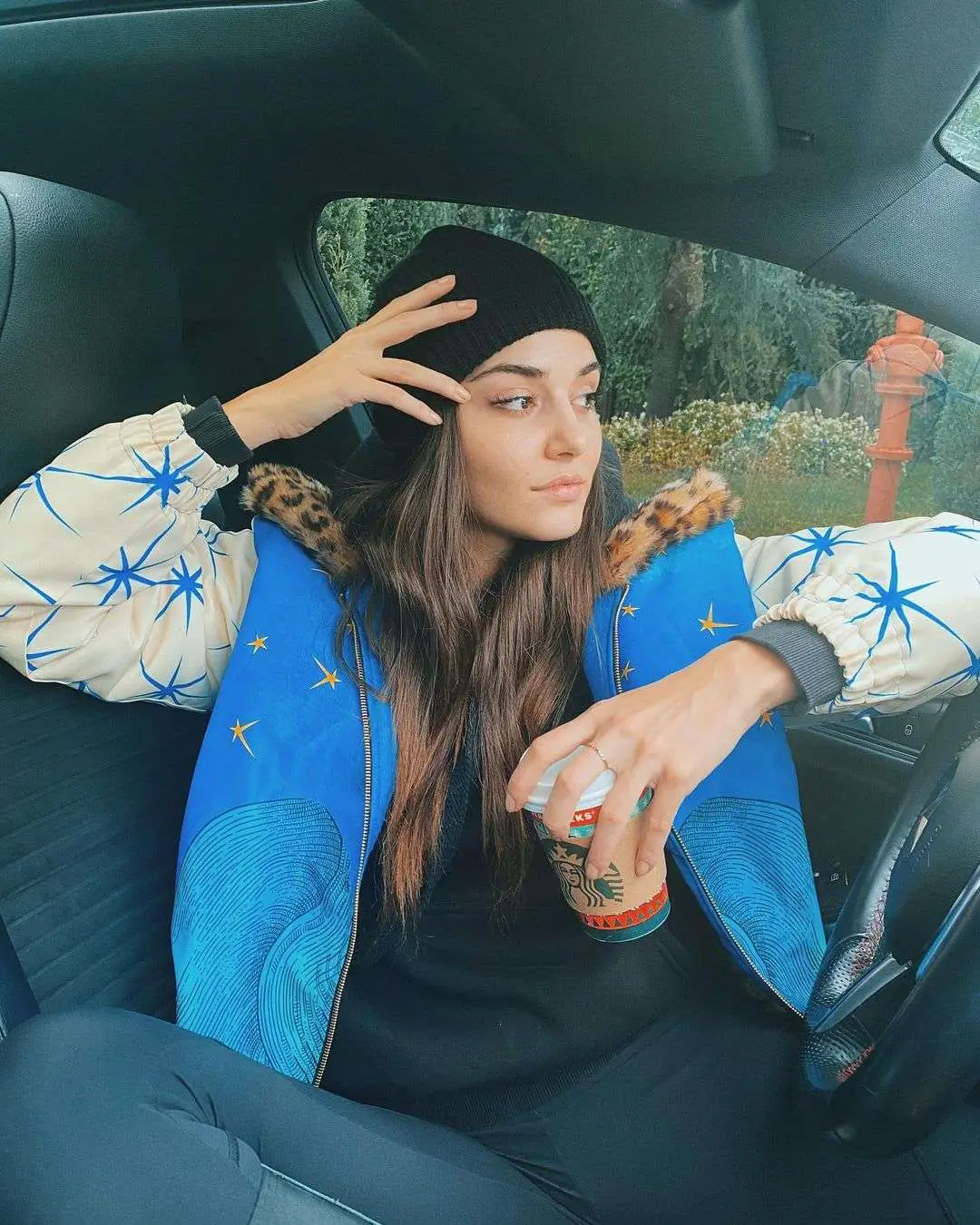 Ne alemsin Kerem Bürsin! Hande Erçel'in fotoğrafını montajlayıp kendini koydu! 10