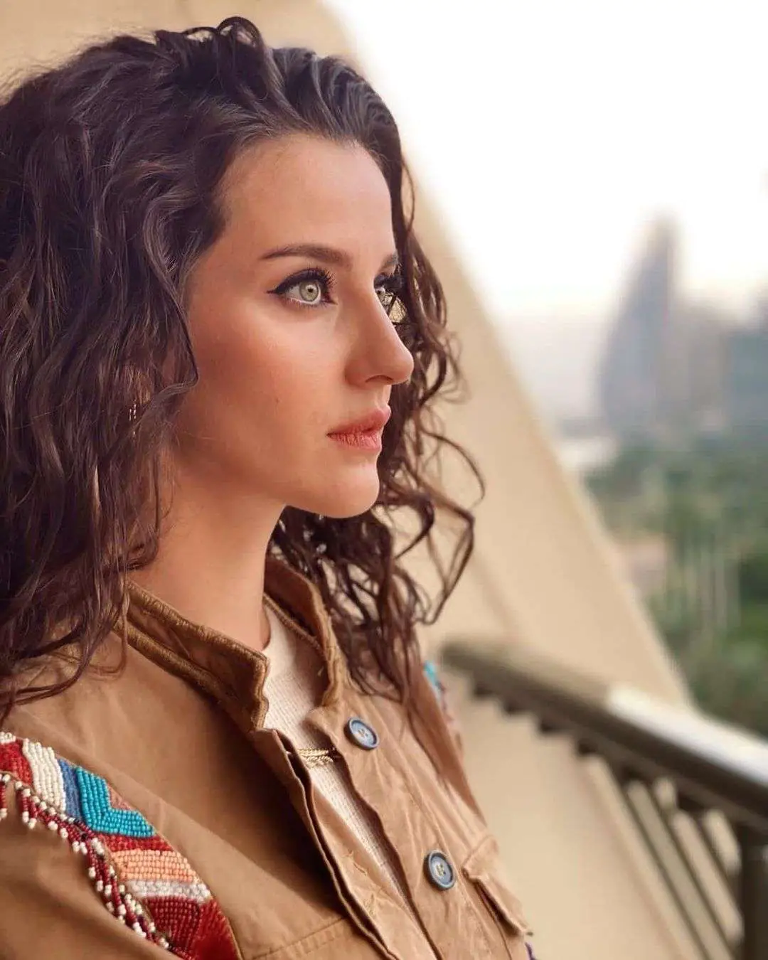 İrem Helvacıoğlu'ndan sonra Seni Çok Bekledim'de Özcan Deniz'in yeni imajı da ortaya çıktı! 9