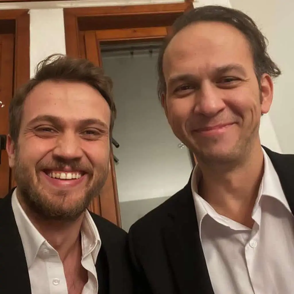 Çukur dizisinde herkes Aras Bulut İynemli'ye hayran, oyuncu ise rol arkadaşına! 1