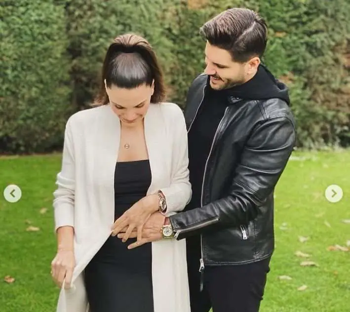 Tolgahan Sayışman, ikinci bebek haberini sosyal medyadan duyurdu! 9 Tolgahan Sayışman, ikinci bebek haberini sosyal medyadan duyurdu! 9