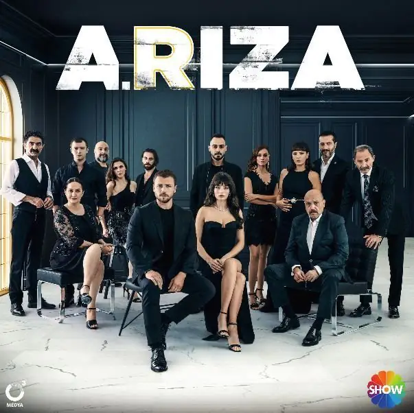 Arıza dizisinin afişi bile yakıyor! Siyahlar içinde Tolga Sarıtaş ve Ayça Ayşin Turan geliyor 12
