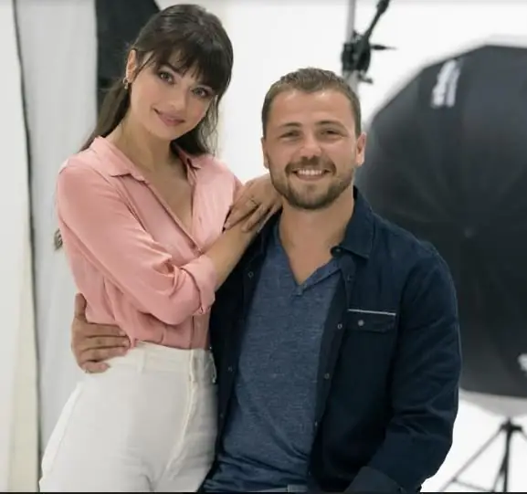 Arıza dizisinde Tolga Sarıtaş ve Ayça Ayşin Turan'ın uyumu çok iyi 7