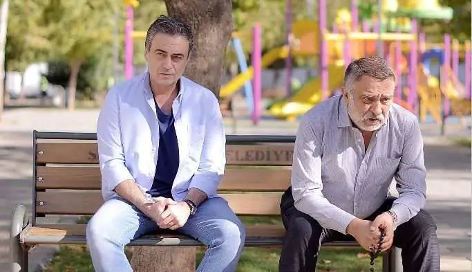 Hıncal Uluç'tan TRT1'in Benim Adım Melek dizisini hem övdü hem de sert eleştirdi 7