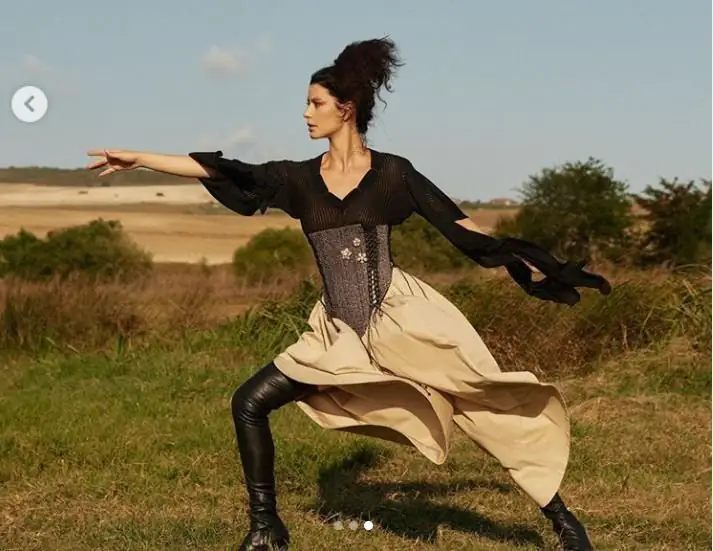 Beren Saat'i hiç böyle görmediniz! Tarzı hem sert hem göz alıcı! 8