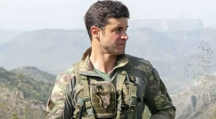 Savaşçı dizisinden sürpriz adım! Berk Oktay gitti ama diziyle ilgili yeni gelişmeler var 7