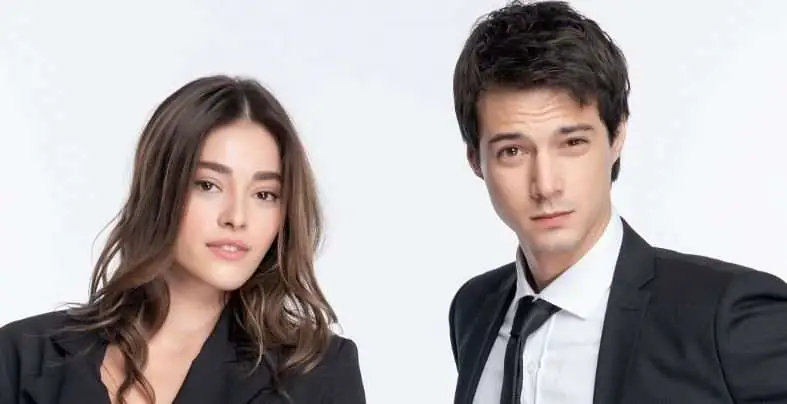 Merhaba Yusuf ve Yağmur! Bir Annenin Günahı'nda yeni dizi çifti nasıl da yakıştı! 9