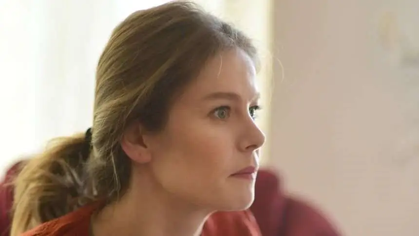 Kırmızı Oda 14. yeni bölümde Burcu Biricik ne anlatacak? 7