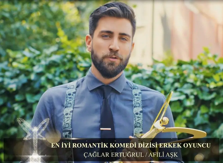Afili Aşk dizisi Çağlar Ertuğrul'a bir ilki yaşattı! 8