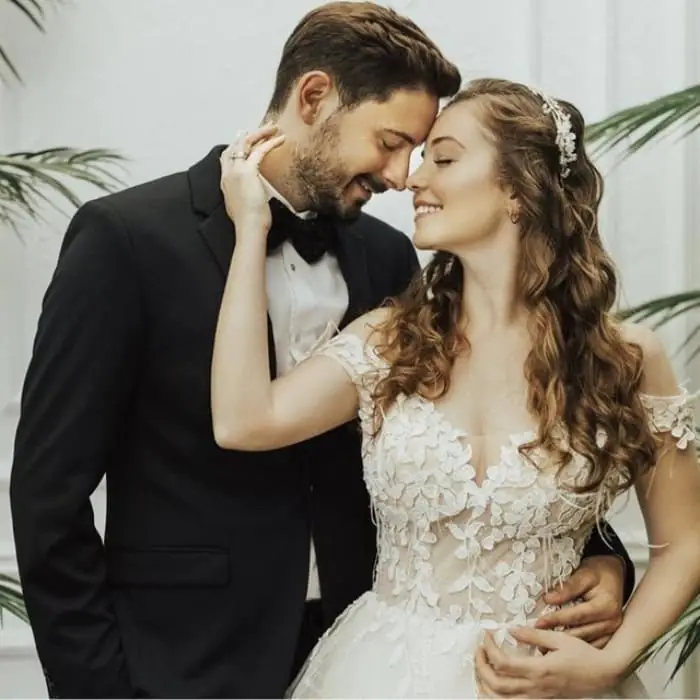 Sinirli Annem ve Selena dizilerinin yıldızı Gizem Güven evlendi! 7