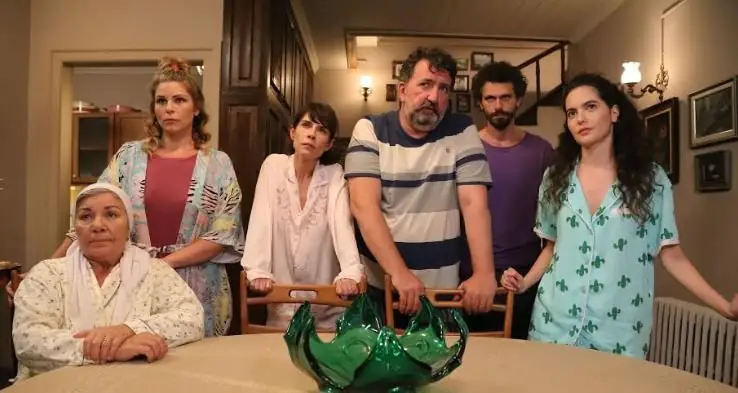 Çatı Katı Aşk'ın diğer yaz dizilerinden önemli bir farkı var! 8