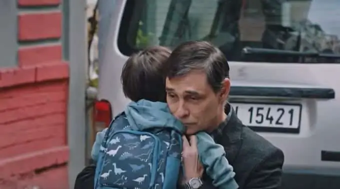 Fox TV'deki Çocukluk dizisinde o tatlı çocuk gidiyor! 7