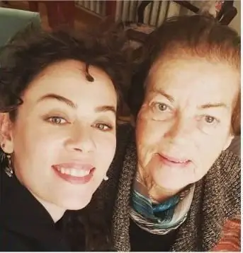 Demet Evgar, acı kaybını sosyal medyadan böyle duyurdu... Ünlü isimlerden taziyeler geliyor... 8