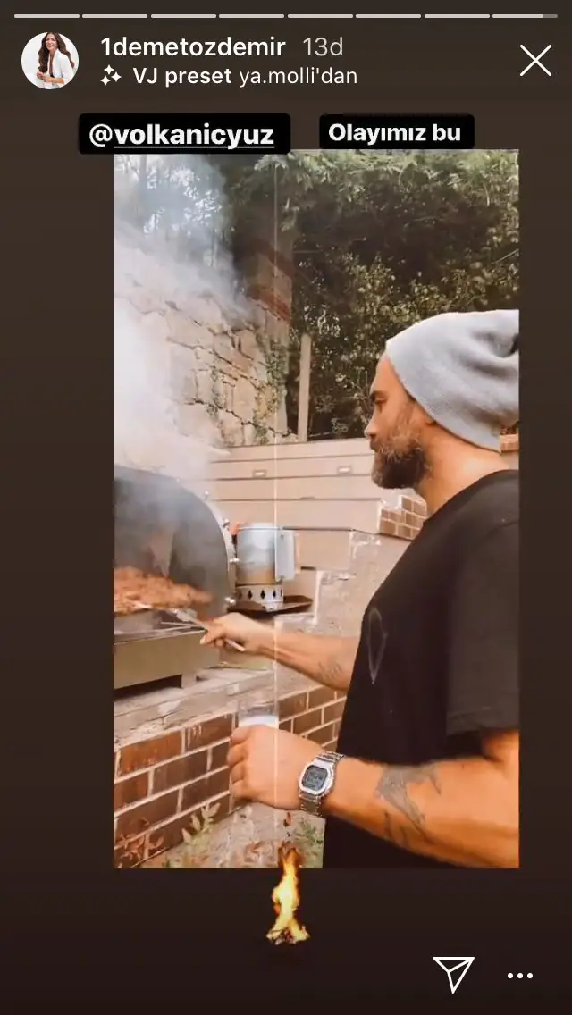 Demet Özdemir, hafta sonu mangal partisinde dostlarıyla buluştu 11
