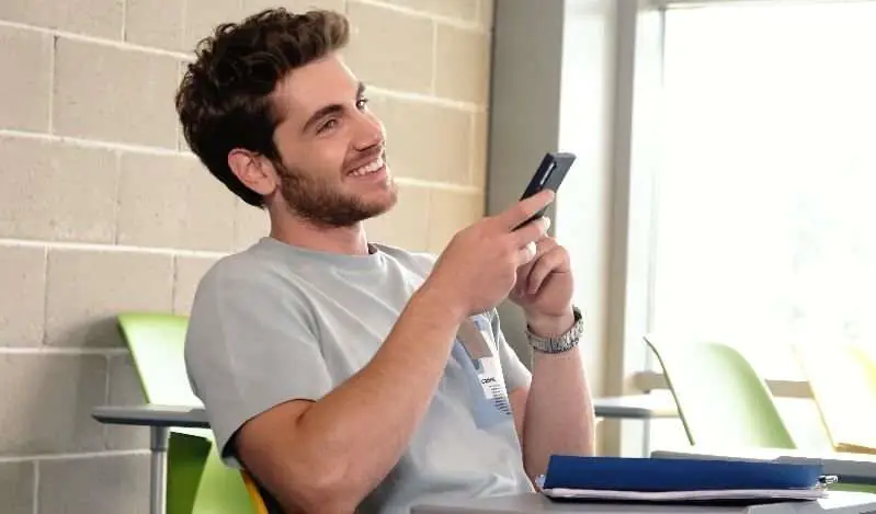 Kalk Gidelim'in Arda'sı Emre Bey'in yeni dizideki stiline şaşıracaksınız 9 Kalk Gidelim'in Arda'sı Emre Bey'in yeni dizideki stiline şaşıracaksınız 9