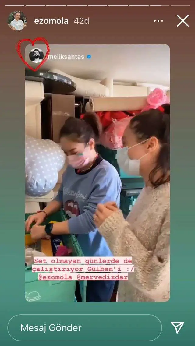 Bari tatilde rahat bırak! Safiye'ye bağlayan Ezgi Mola, evine gelen Merve Dizdar'ı böyle çalıştırdı... 9