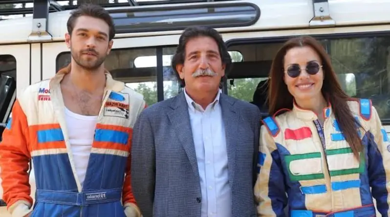 Çatı Katı Aşk dizisinde Furkan Andıç tehlikeyi göze aldı! 7
