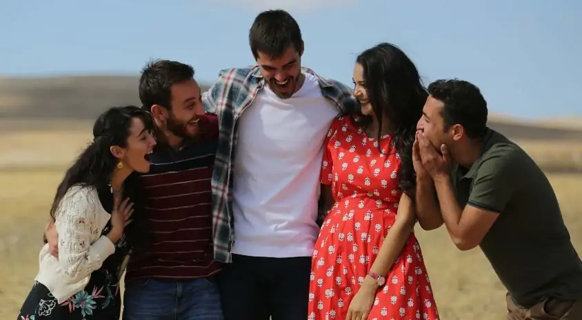 Gönül Dağı dizisinin ekibi kısa sürede kaynaştı! 10