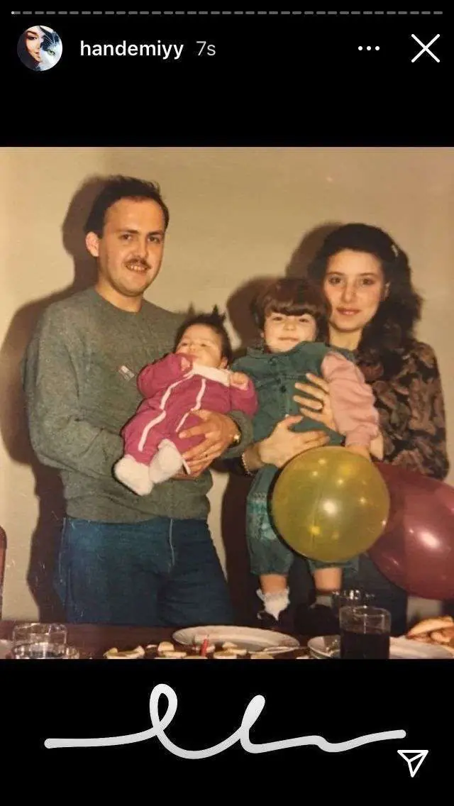 Hande Erçel'e doğum gününde Sen Çal Kapımı oyuncuları ve ünlü dostlarından mesaj yağdı! 17