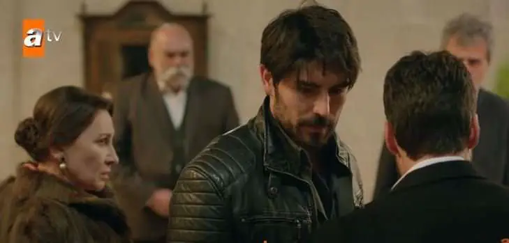 Hercai dizisinde büyük kavgadan sonra aşk galip çıktı! 7 Hercai dizisinde büyük kavgadan sonra aşk galip çıktı! 7