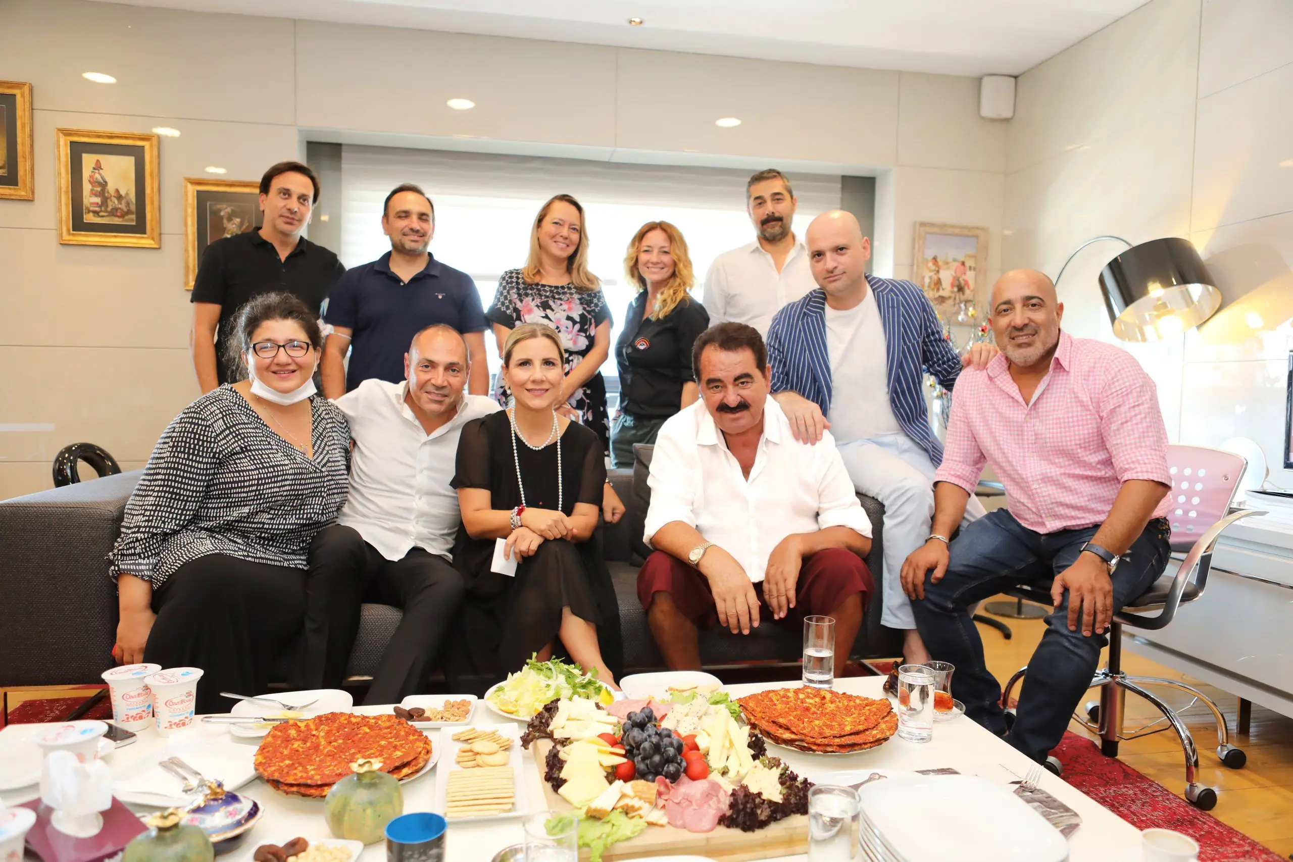 Yıllar sonra gelen büyük sürpriz: İbo Show yeniden başlıyor... 7 Yıllar sonra gelen büyük sürpriz: İbo Show yeniden başlıyor... 7