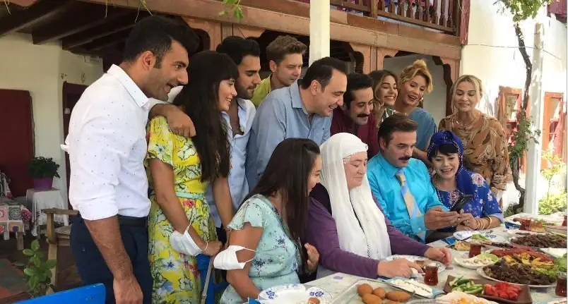 Duy sesimizi ey senarist! Kalk Gidelim dizi hayranları isteklerini bir bir sıraladı 9