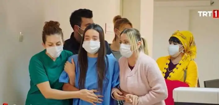 Kalk Gidelim'de Şakir yine yaptı yapacağını, işte bebeğin ismi! 7