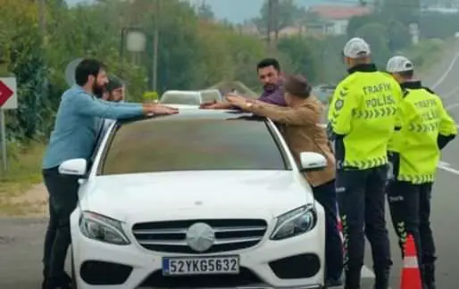 Yok artık! Kuzey Yıldızı'nda yine mi evlenemeyecekler? Bu kınayı kaçırmayın! 8