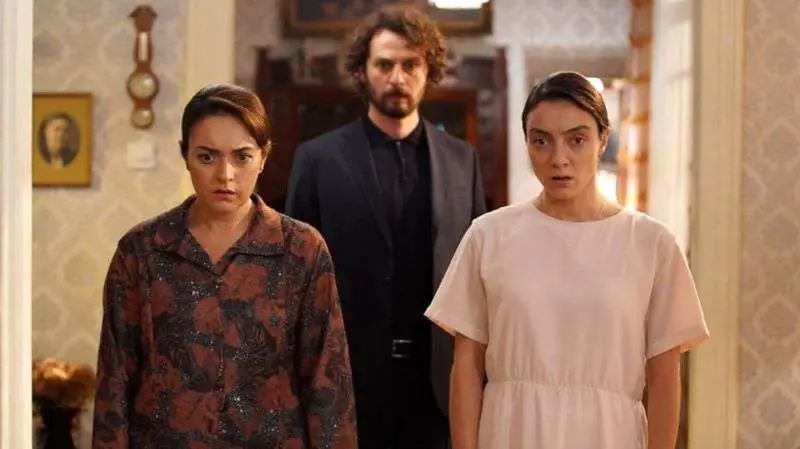 Kilit ismin İnci olduğunu biliyor musunuz? Masumlar Apartmanı'ndaki gerçek! 8