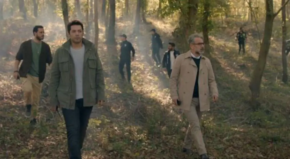 Kefaret nasıl bir dizi, hikayesi ne? Nurgül Yeşilçay, Mert Fırat ve Yurdaer Okur'dan müthiş dizi! 8