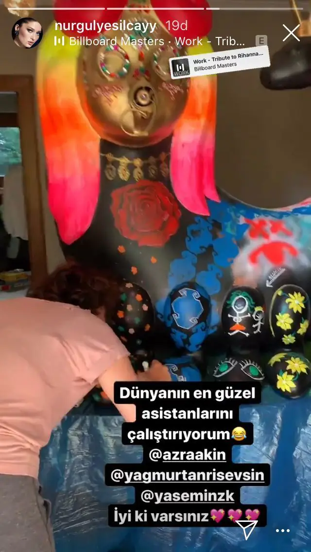 İlahi Nurgül Yeşilçay! Azra Akın ve Yağmur Tanrısevsin'i asistan gibi kullanıyor! 11 İlahi Nurgül Yeşilçay! Azra Akın ve Yağmur Tanrısevsin'i asistan gibi kullanıyor! 11