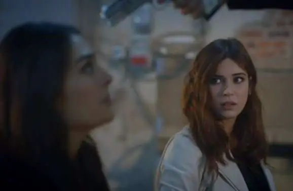 Bravo Esra Bilgiç, ne kadar güzel oynayamadın! Ramo dizisinde komediye taş çıkardılar! 18 Bravo Esra Bilgiç, ne kadar güzel oynayamadın! Ramo dizisinde komediye taş çıkardılar! 18