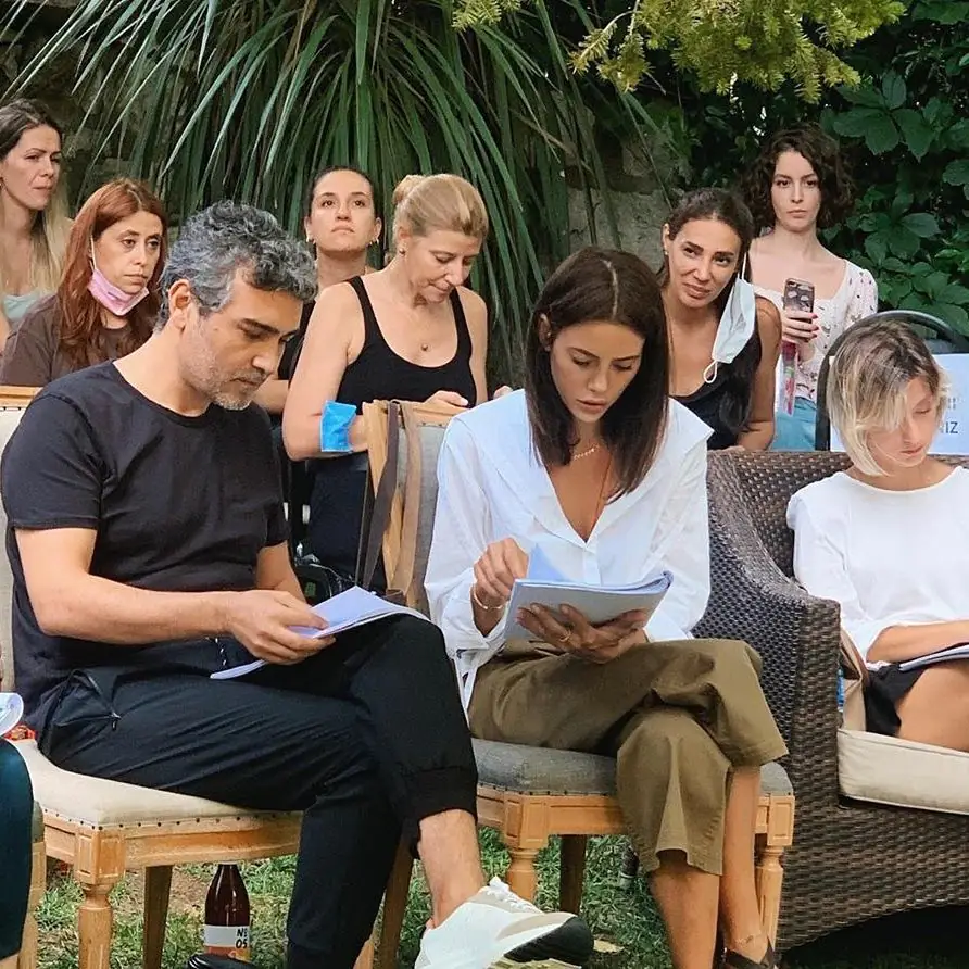 Cansu Dere ve Caner Cindoruk'un Sadakatsiz dizisinden harika gelişme! 7
