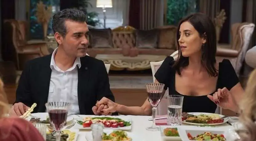 Sadakatsiz Dizisi | Konusu – Oyuncular – Fragmanlar – Bölümler – Video 10