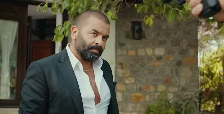 Sefirin Kızı dizisi bu hafta yıkılıyor! Sefirin Kızı'nda ayrılık mı var? 7