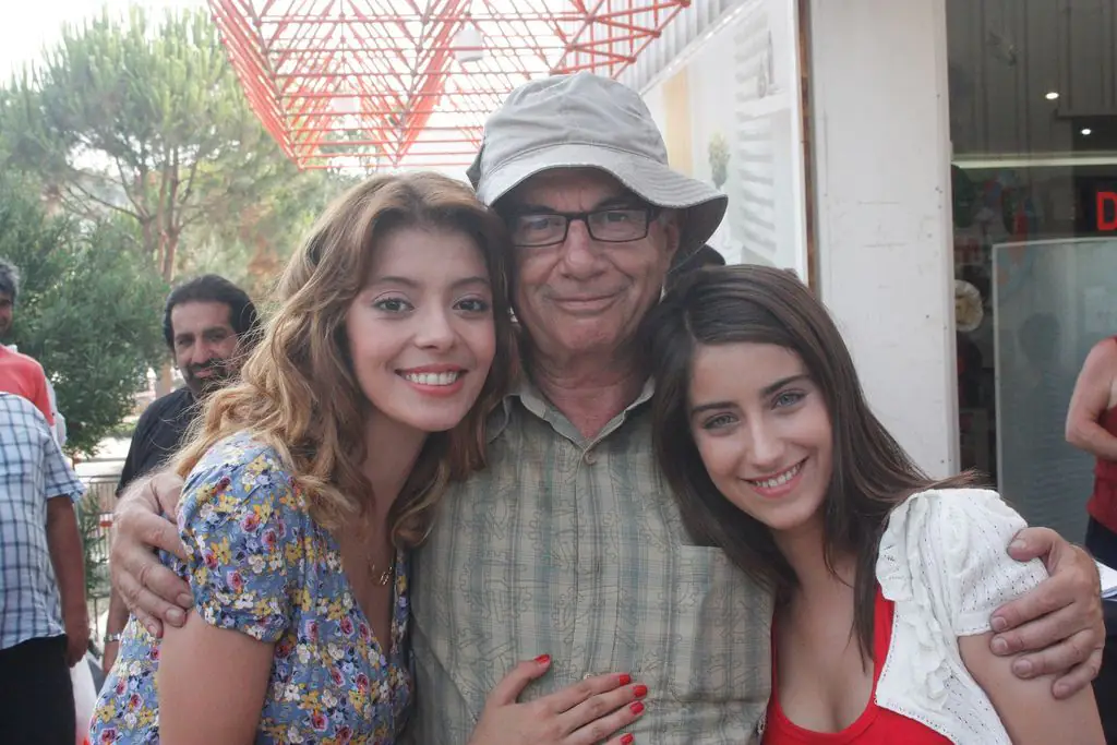 Önce Selin Şekerci şimdi de Enis Arıkan, Hazal Kaya'yı delirtecek bunlar! 9 Önce Selin Şekerci şimdi de Enis Arıkan, Hazal Kaya'yı delirtecek bunlar! 9