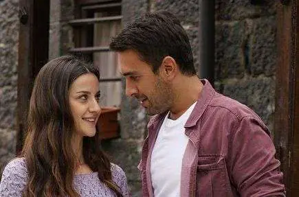 Güle Güle Nefes, hoşgeldin Ayliz! İşte İrem Helvacıoğlu ve Seni Çok Bekledim dizisindeki yeni imajı... 11