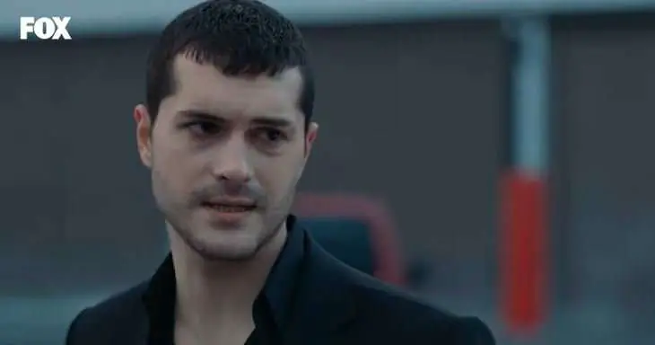 İsmail Ege Şaşmaz ile Alperen Duymaz'ın yeni dizi imajları bir başka oldu! 9
