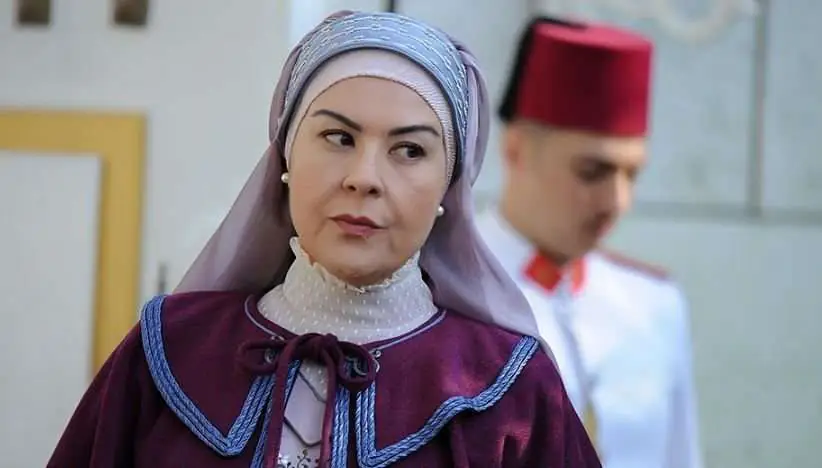Cennetin Gözyaşları dizisinin Suna'sı Süeda Çil yeniden dizi setlerine döndü! 9 Cennetin Gözyaşları dizisinin Suna'sı Süeda Çil yeniden dizi setlerine döndü! 9