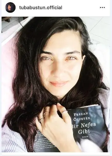 Böyle reklama can kurban! Tuba Büyüküstün, ünlü isme böyle destek verdi... 12 Böyle reklama can kurban! Tuba Büyüküstün, ünlü isme böyle destek verdi... 12