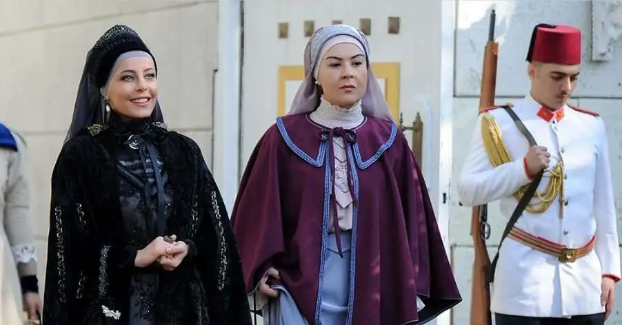 Özlem Conker'in vedası, Vildan Atasever'e Payitaht Abdülhamid'in kapılarını açtı 9 Özlem Conker'in vedası, Vildan Atasever'e Payitaht Abdülhamid'in kapılarını açtı 9