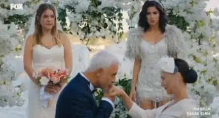 Yasak Elma resmen sağ gösterip sol vurdu! Fabrika ayarlarına dönen dizi şaşkına çevirdi! 7