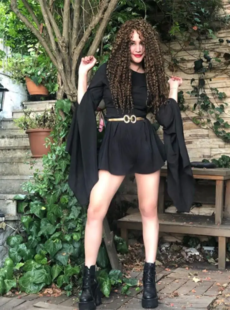 Çok Güzel Hareketler ile ünlenen Zeynep Koçak'ı görenler tanıyamıyor! 8