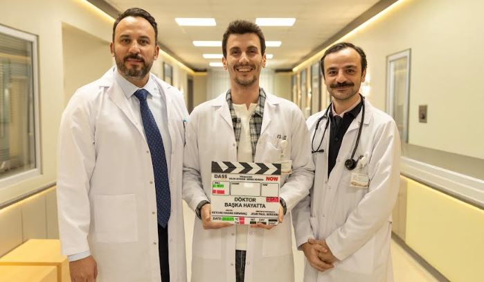 Doktor Başka Hayatta dizisi İbrahim Çelikkol ile Sıla Türkoğlu'nu başrolde buluşturdu! 6