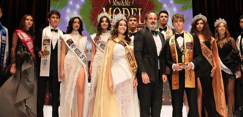 Efe Musa Yurdagelen - Daha 17 Evren - Kaç Yaşında Nereli - Boyu -TV Dizileri - Ailesi 6 Efe Musa Yurdagelen - Daha 17 Evren - Kaç Yaşında Nereli - Boyu -TV Dizileri - Ailesi 6